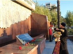 Построенный на пожертвования сотрудников МЧС памятник пожарным открыли в Чите