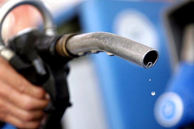 Независимым российским АЗС разрешили поднять цены на топливо