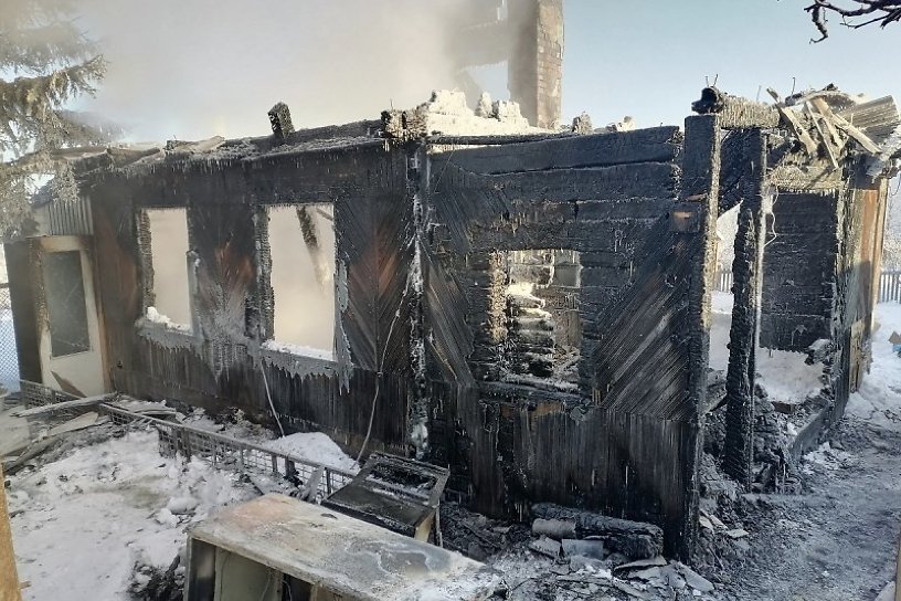 Мужчину из Железногорска-Илимского подозревают в поджоге дома для сокрытия кражи