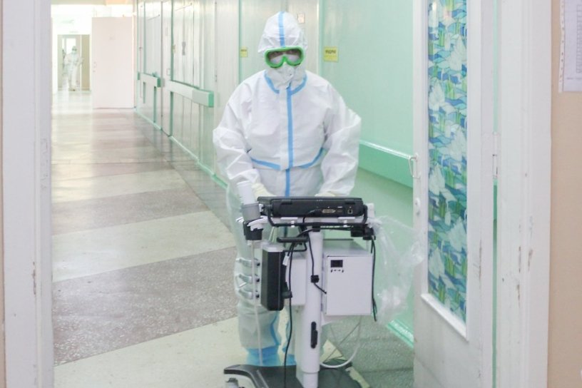Глава коронавирусного госпиталя в Иркутске опроверг информацию о нехватке кислорода