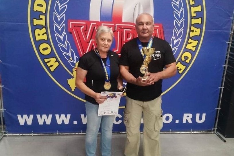 Пенсионерка из Читы стала чемпионкой Европы по жиму лёжа среди ветеранов