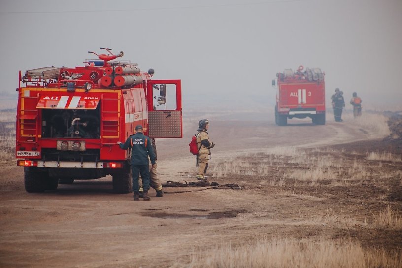 Пожарные потушили лесной пожар площадью 2,5 гектара на Батарейной сопке в Чите