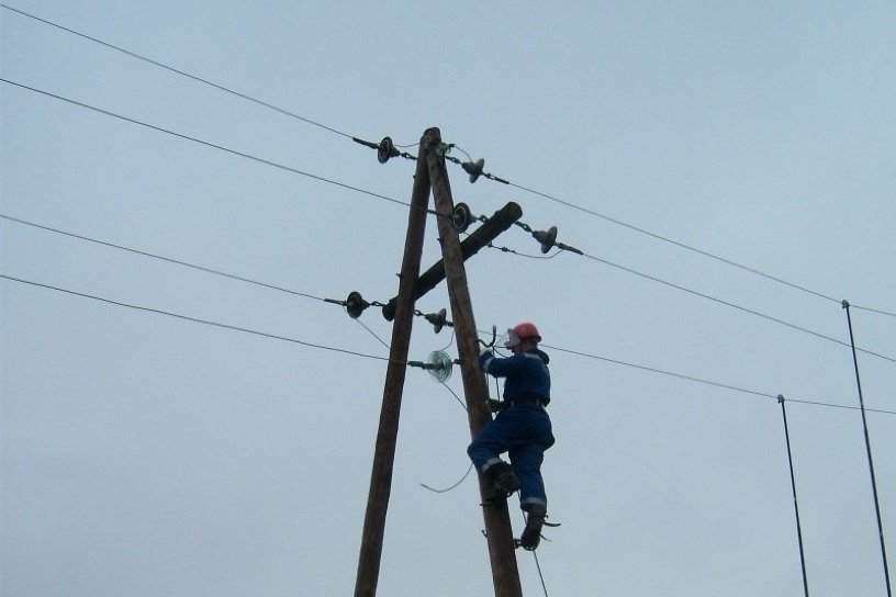 Авария оставила без электричества более 640 жителей села Ербогачён