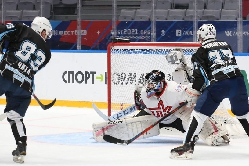 Хоккейная команда из Читы «Барсы» сыграет в финале Малого Кубка «Лиги Надежды» НХЛ 16 мая
