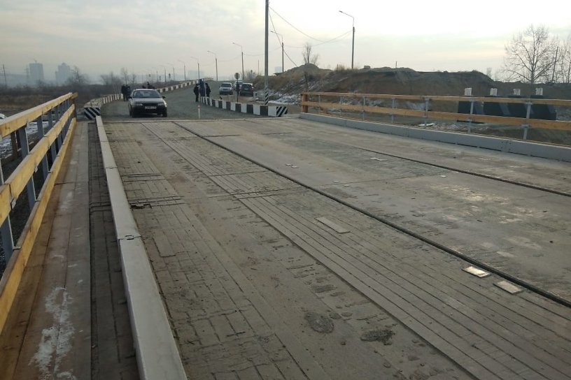 Проезд по Каштакскому мосту в Чите разрешён только для легковушек и на скорости 30 км\ч