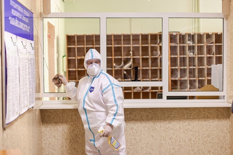 Россия будет бороться с коронавирусом, как в СССР бились с оспой — 17 лет