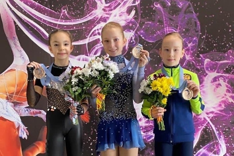 Шесть фигуристов из Забайкалья завоевали золото, серебро и бронзу в Кузбассе