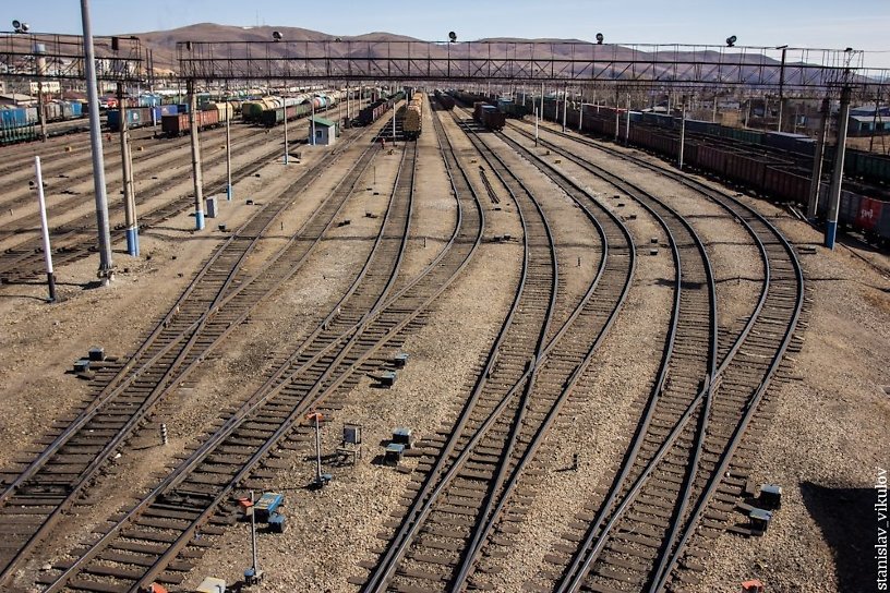 СК возбудил дело из-за смерти 11-летней девочки, сбитой поездом в Тайшетском районе