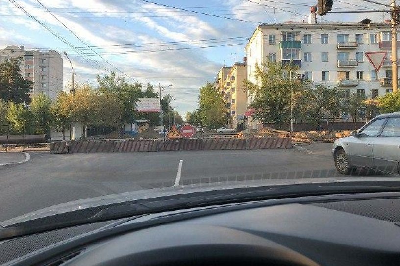 Движение перекрыли на Бабушкина - Журавлёва в Чите до 11 июня из-за ремонта теплосети