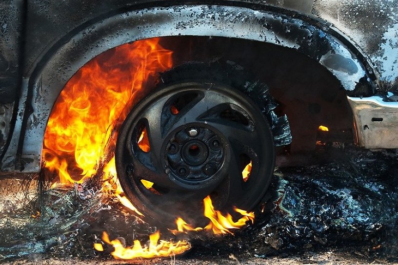 Четыре автомобиля горели за сутки в Забайкалье