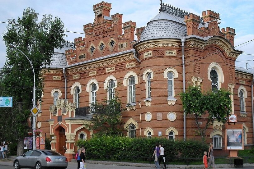 Иркутский краеведческий музей выступил против стройки отеля у своего корпуса на Гагарина