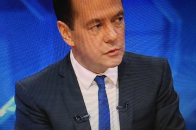 Медведев вновь поднял вопрос о четырёхдневной рабочей неделе