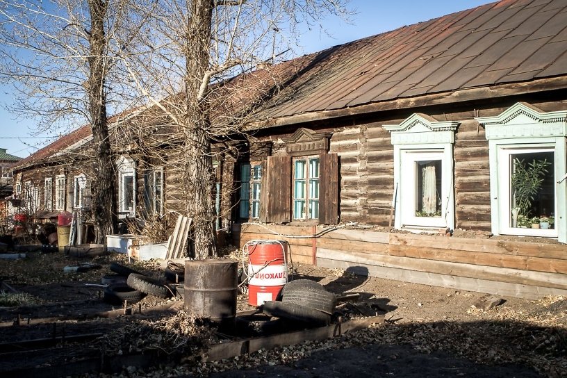 Жильцов аварийного дома на Романовском тракте в Чите обещают расселить к 2043 году