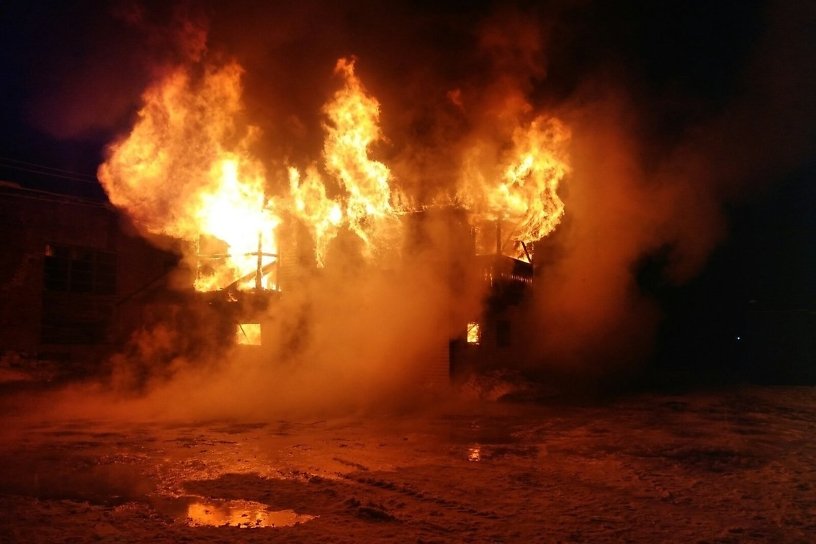 Шесть домов горели в Забайкалье в новогоднюю ночь
