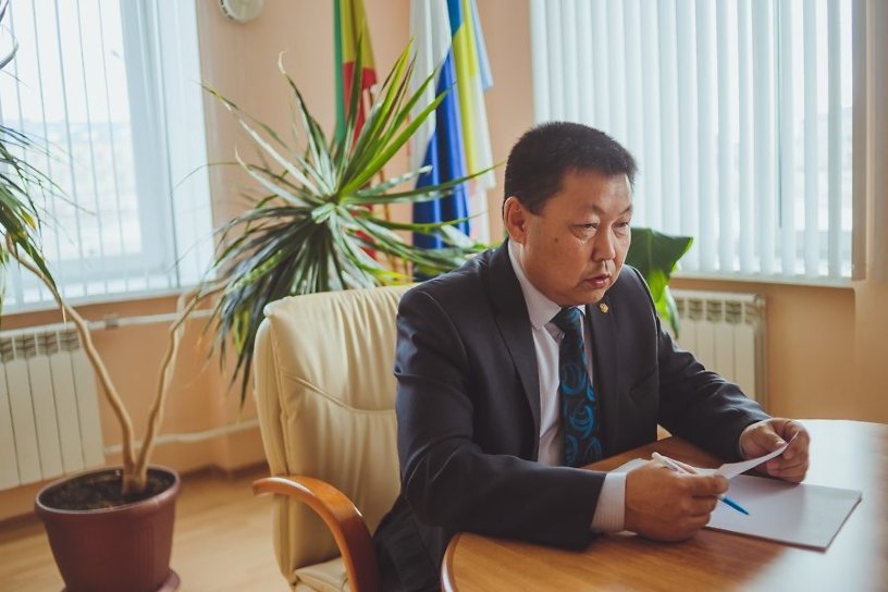 Глава Могойтуйского района, где коронавирус подтвердился у 12 человек, обратился к жителям