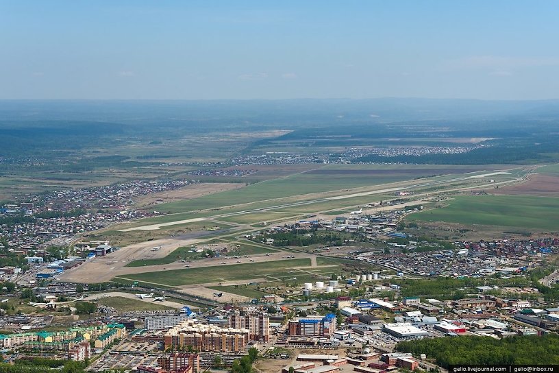Власти приостановили обсуждение по передаче ВПП аэропорта Иркутска в Федерацию