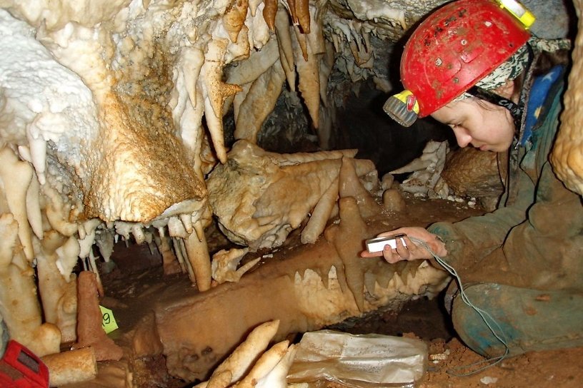 Иркутяне снимут фильм о самой большой в России пещере, расположенной в Приангарье