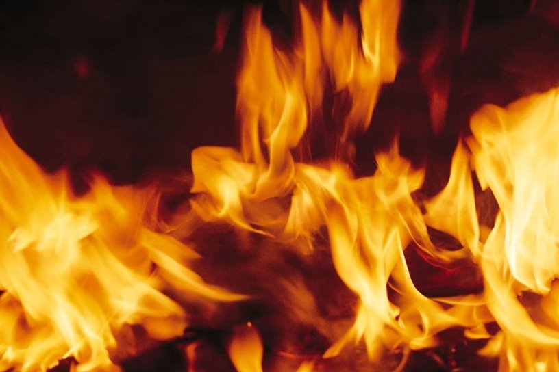 Пожар произошёл на базе отдыха «Ангарская волна» в Листвянке