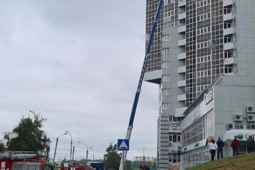 Самовольное деревянное строение горело в доме ЖК «Сантоки» в Иркутске — вице-мэр