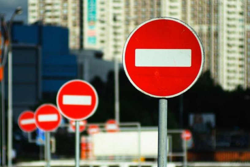 Запрет на движение машин по ул. Култукской в Иркутске продлили на месяц – до конца августа