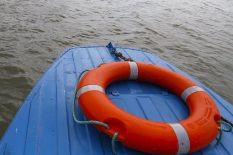 Семья с 7-летним ребёнком утонула во время рыбалки в Жигаловском районе