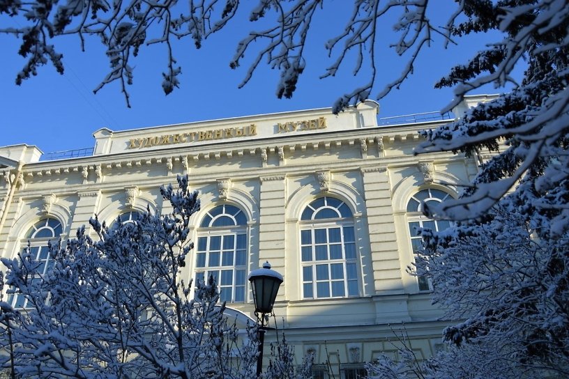 Современные системы хранения экспонатов установили в Иркутском художественном музее