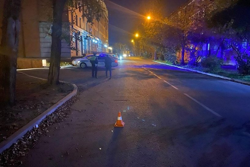 Водитель на Toyota Camry сбил выбежавшего на дорогу 8-летнего мальчика в Иркутске 