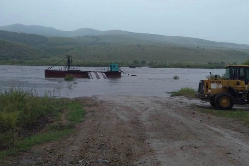 Жители села в Шилкинском районе оказались отрезаны от мира из-за поднявшейся реки Онон