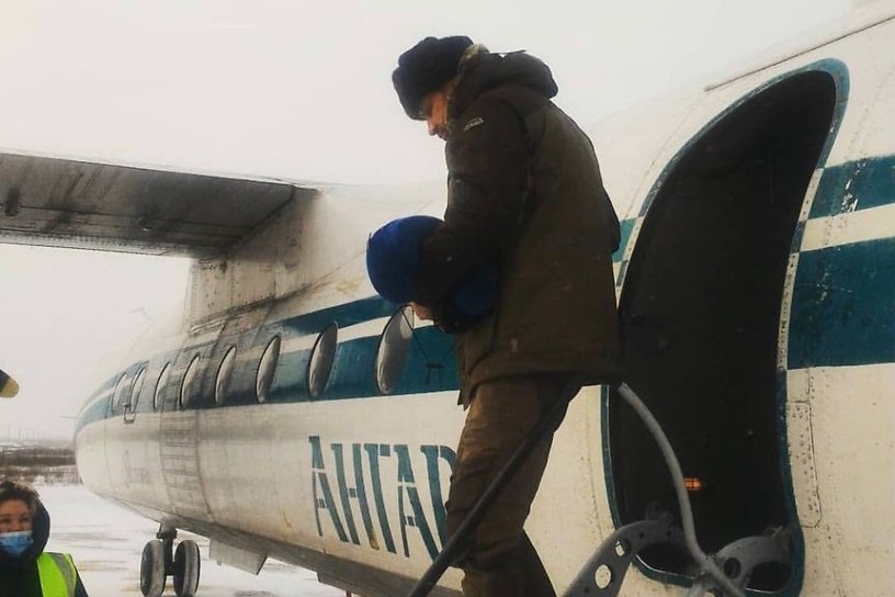 Пассажир рейса в Чару — губернатору: «Если твой самолёт сломанный, нахрена чужой берёшь?»