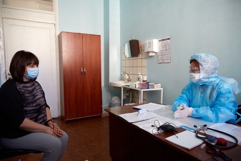 Минздрав озвучил телефоны медцентров Читы по лечению коронавируса амбулаторно