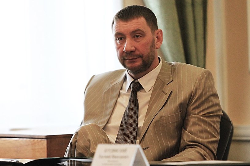 Краузе и Ушаков сдали подписи на регистрацию кандидатами в губернаторы Забайкалья
