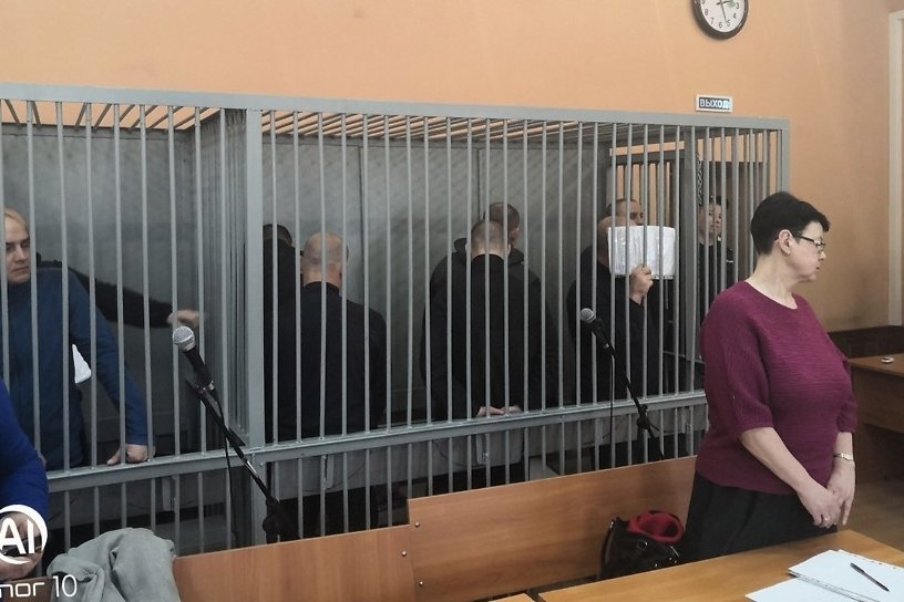 16 членов ОПГ из Железногорска-Илимского осудили в Иркутске
