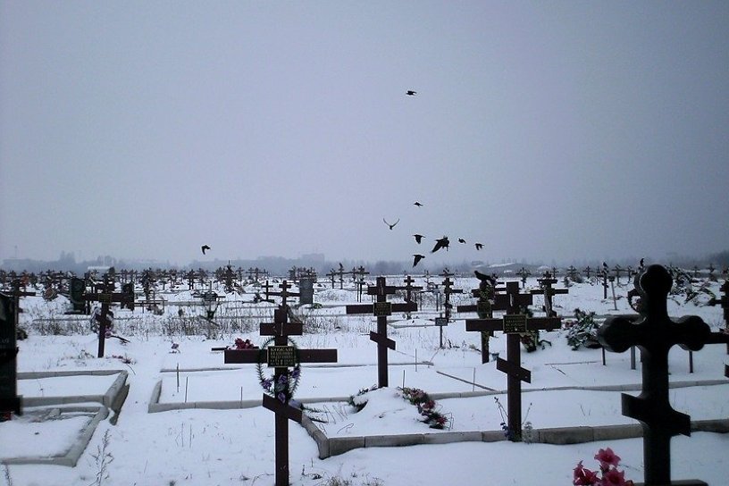 Прокуратура выявила нарушения закона о похоронном деле на кладбище в Усть-Илимском районе