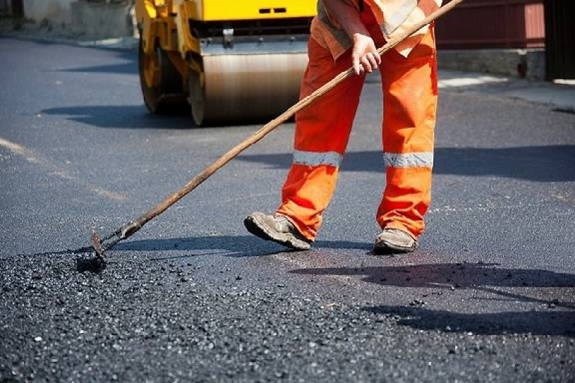 Власти Читы рискуют сорвать федеральную программу ремонта дорог - Паздников