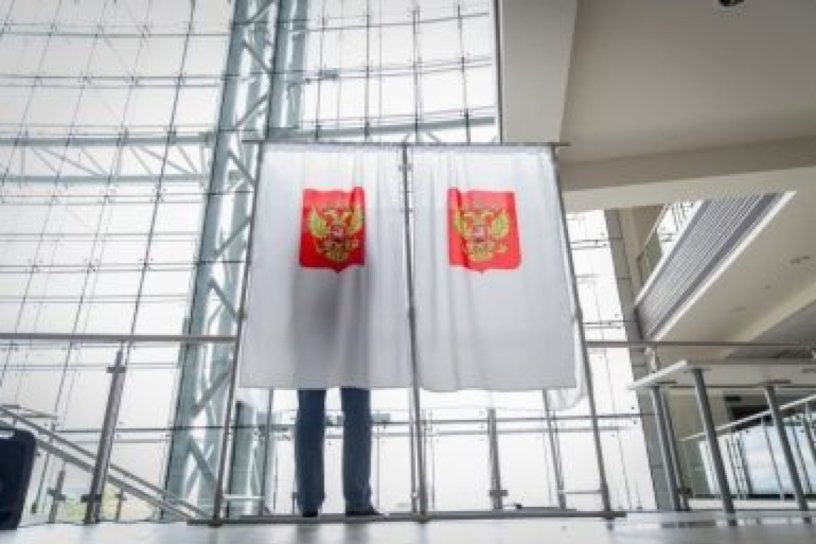 Два самовыдвиженца подали документы на довыборы в думу Иркутска по округу №25