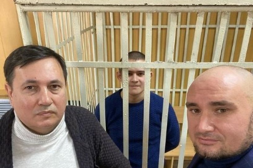 Обвиняемый в расстреле сослуживцев Шамсутдинов не признал причинение морального вреда