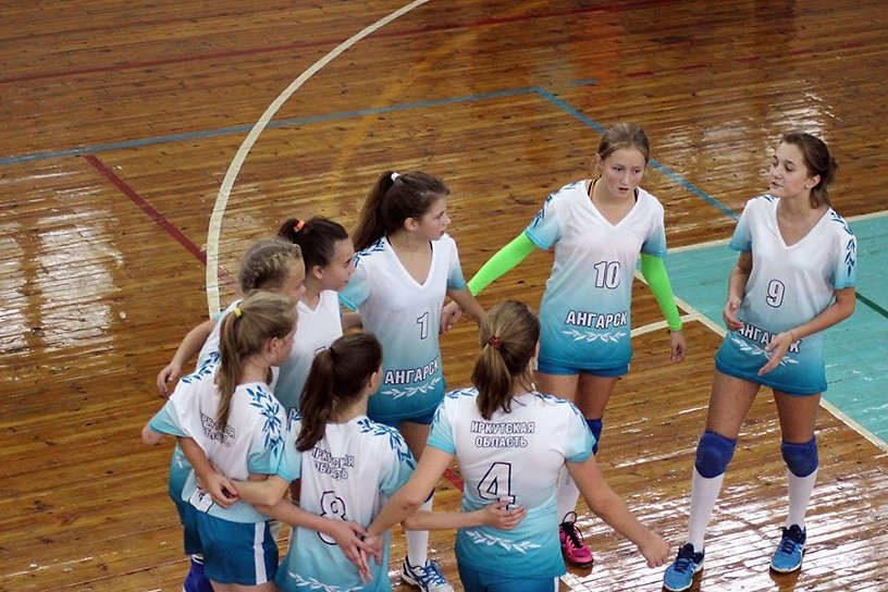 Ангарские волейболистки выиграли турнир памяти Сухомлиновой в Чите