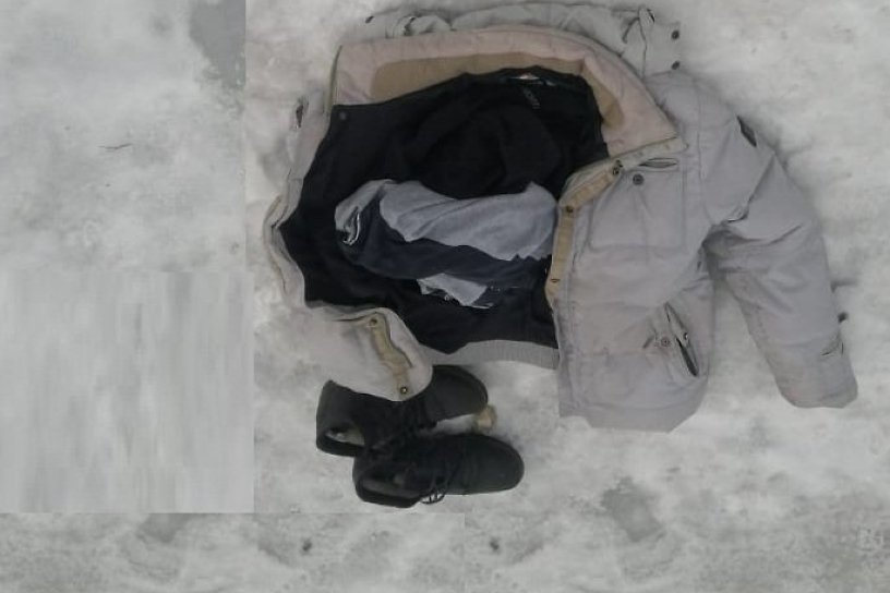 МВД: Оставленная одежда на берегу Ангары может принадлежать 32-летнему мужчине из Шелехова