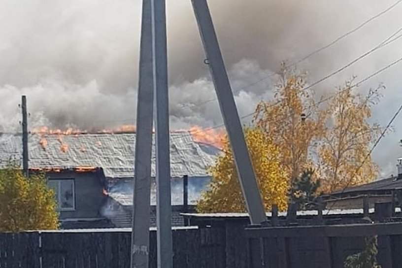 Жилой дом сгорел на улице Усуглинской в Чите