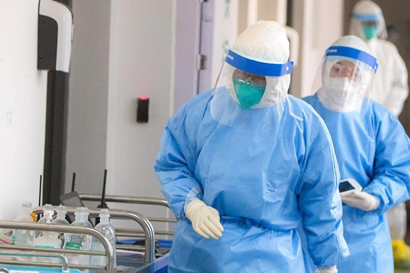 Почти 50 студентов-медиков привлекли в моноклинику Читы для работы с больными COVID