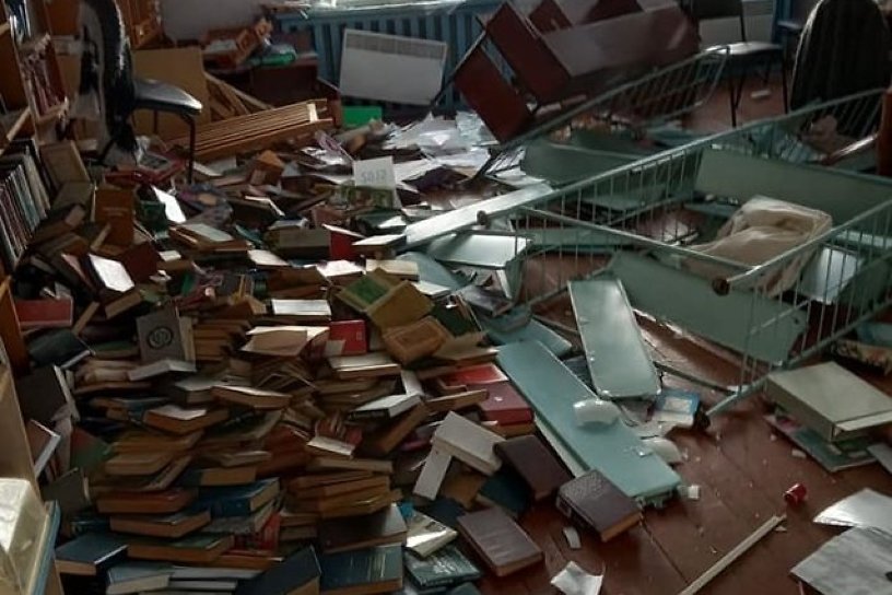 Вандалы разгромили библиотеку в Иркутской области – новости 3 декабря