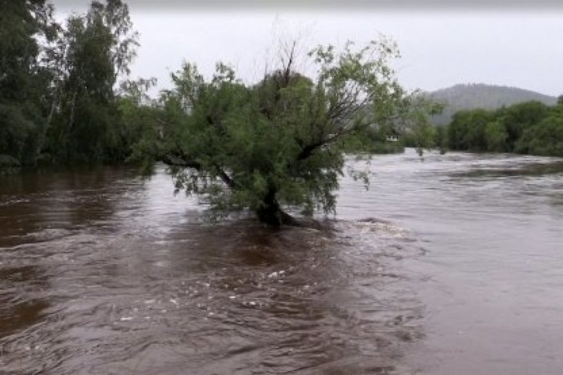 МЧС предупредило об угрозе наводнения в шести районах Иркутской области