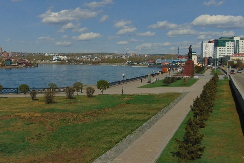 Благоустройство Нижней Набережной в Иркутске завершили на 1,5 месяца позже срока