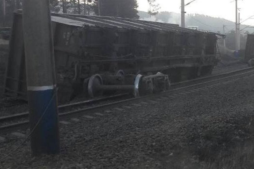 Тележка грузового поезда сошла с рельсов на ЗабЖД — пассажирские поезда не задержаны