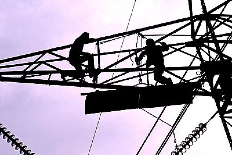 Электроснабжение в двух деревнях Усольского района восстановили после аварии