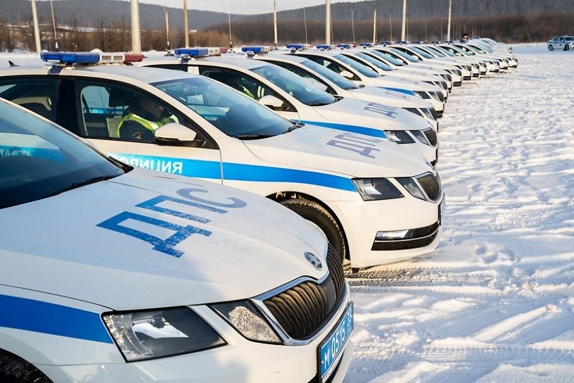 Водителя незарегистрированного Porsche со штрафами на 45 тыс. руб. задержали в Ангарске